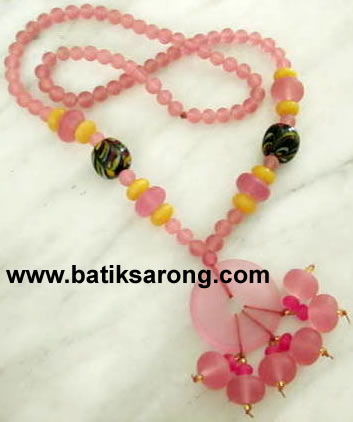 INDONESIA GLASS BEADS NECKLACE