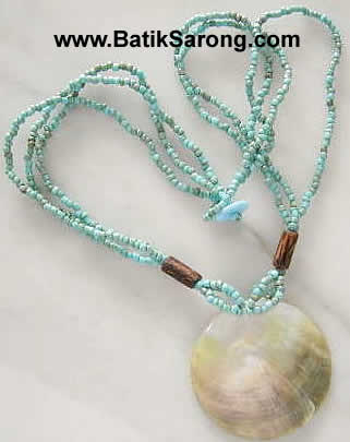Beads Necklace with Mother of Pearl Pendant Beads jewelry made in Indonesia Handcrafted Fashion jewelry from Bali Indonesia