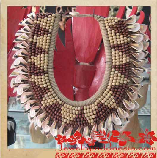 BSN8-16 Sea Shell Necklaces Supplier Bali