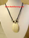 Beads Necklace with Mother of Pearl Shell Pendant and Fish Bone Beads