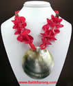 Beads Necklace with Pearl Shell